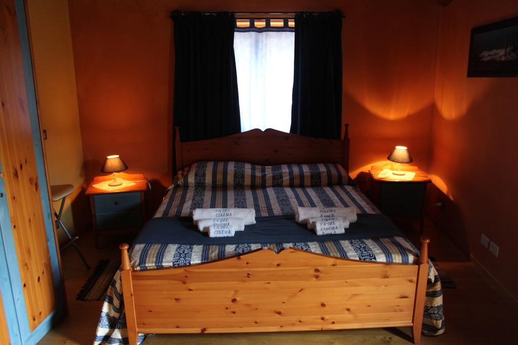 Holiday Home Ca' Del Cinema Mombercelli ห้อง รูปภาพ